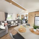 Mobil 3 2 Salles De Bains Au 4 Etoiles Mh276 Aux Charmettes